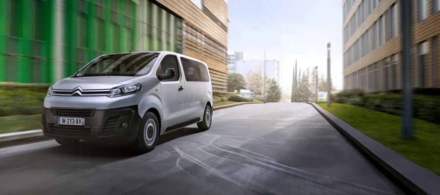  Citroen Jumpy Combi 2016 года  (фото 15 из 19)